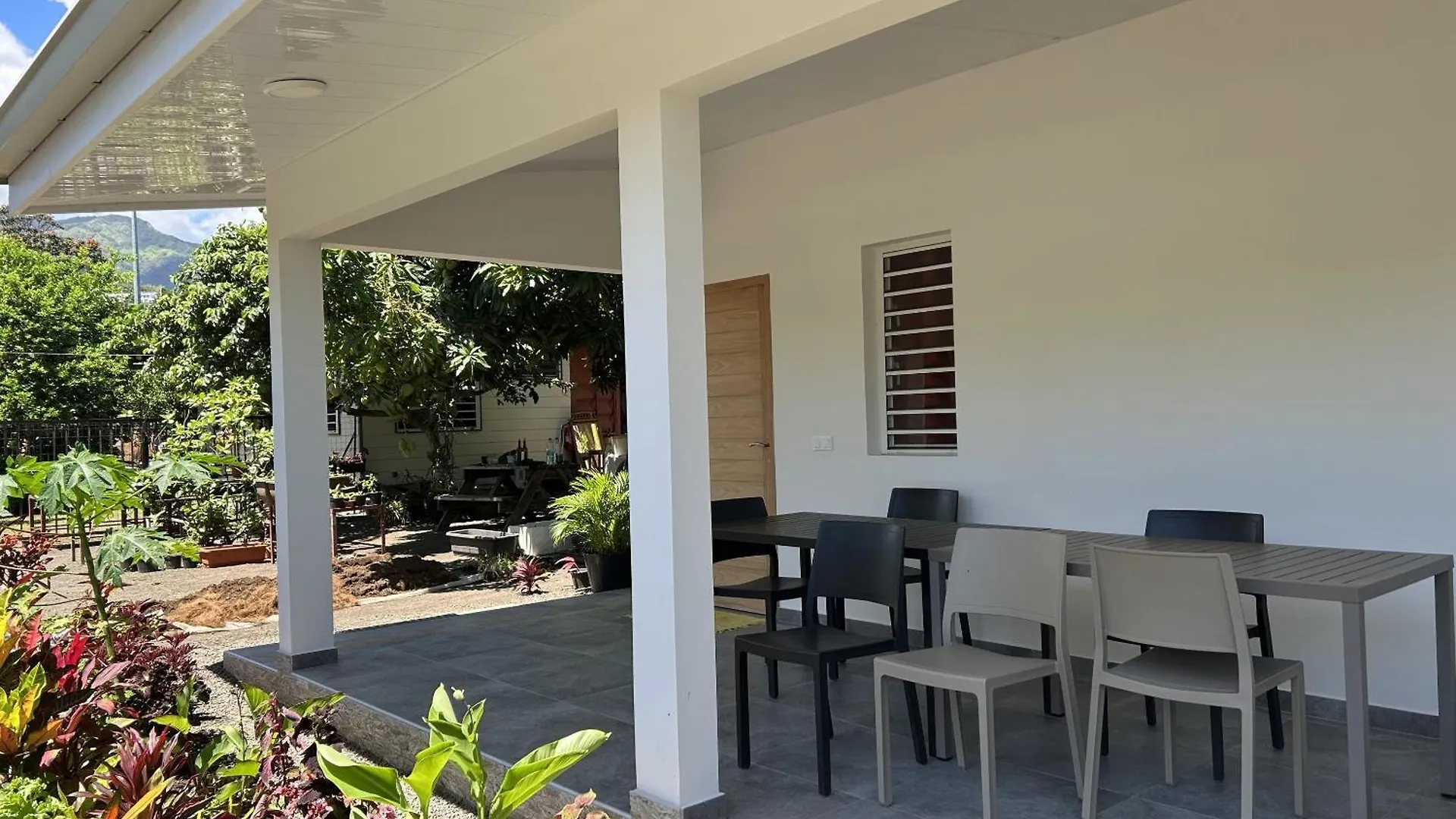 Frühstückspension Pare Lodge Tahiti Pirae